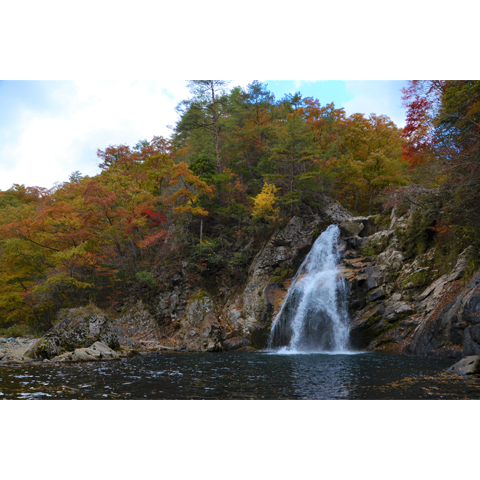 秋の鎧滝